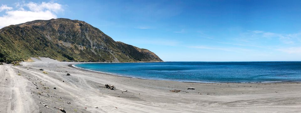 Anniversary Holiday 2020 - Kapiti Island and South Coast of Wellington