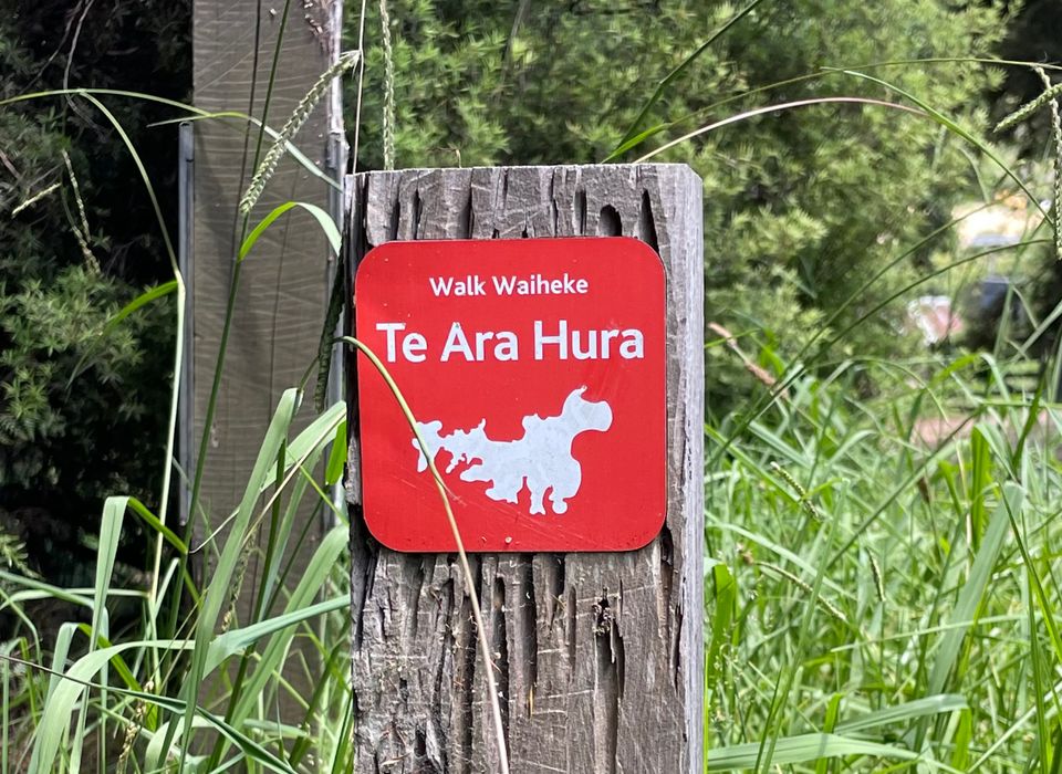 Walking Waiheke - Te Ara Hura from Passage Rock to Poderi Crisci